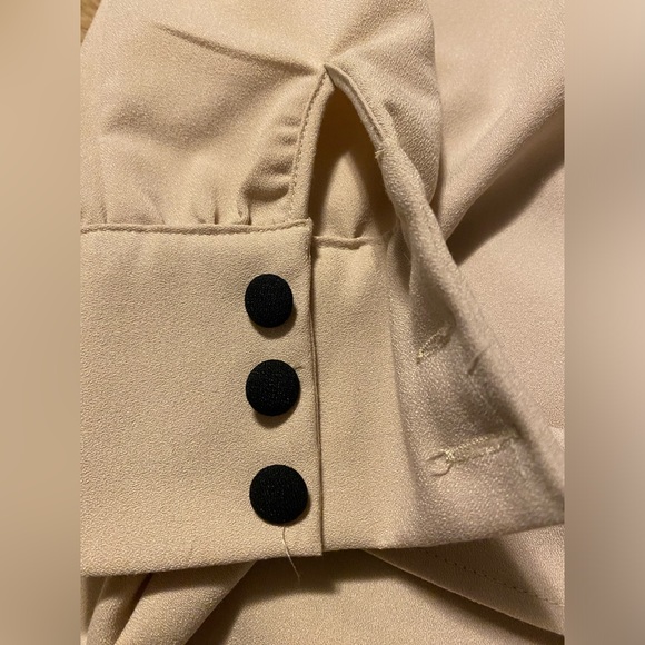 CBRL woman’s blouse Large - Picture 4 of 8